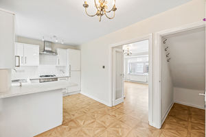 Kitchen/Dining Room- click for photo gallery